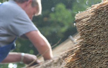 professional Ringsfield Corner thatchers